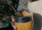 Mate de Algarrobo Artesanal cincelado de acero inoxidable