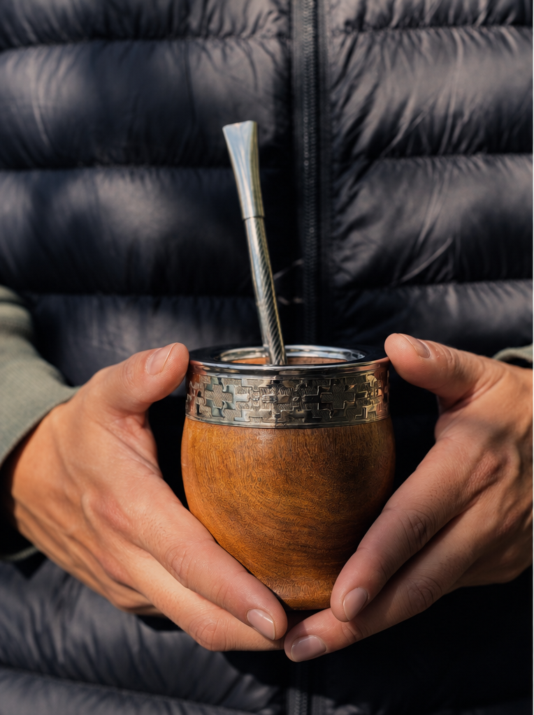 Mate de Algarrobo Cincelado Plateado